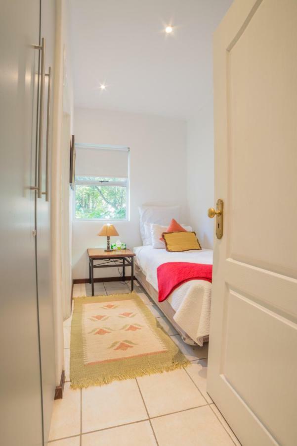 Garden Place Guest Houses Johannesbourg Extérieur photo
